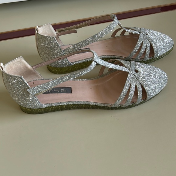 SJP Flats - Picture 2 of 6